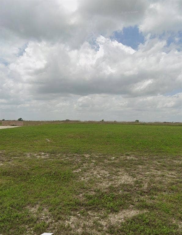 Property photo for 138 Sunflower Street, Lorena, TX