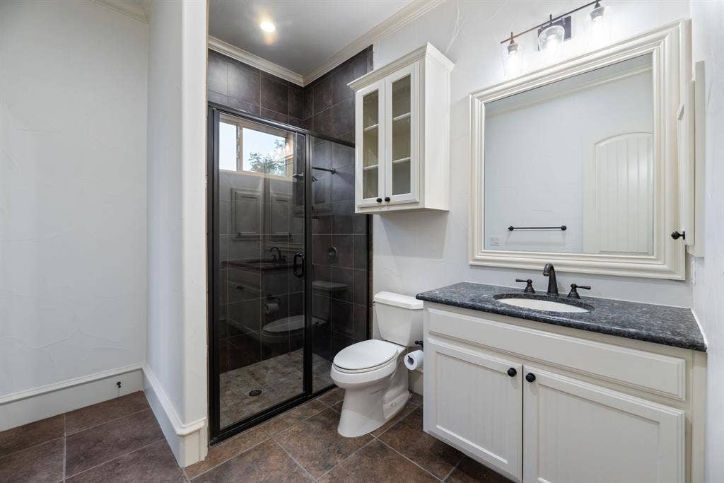 737 Manor Drive, Argyle, TX 76226