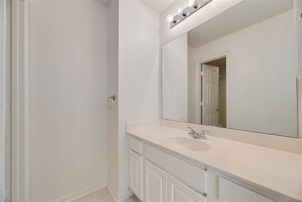 3104 Angus Drive, Plano, TX 75025 3104 Angus Drive, Plano, TX 75025