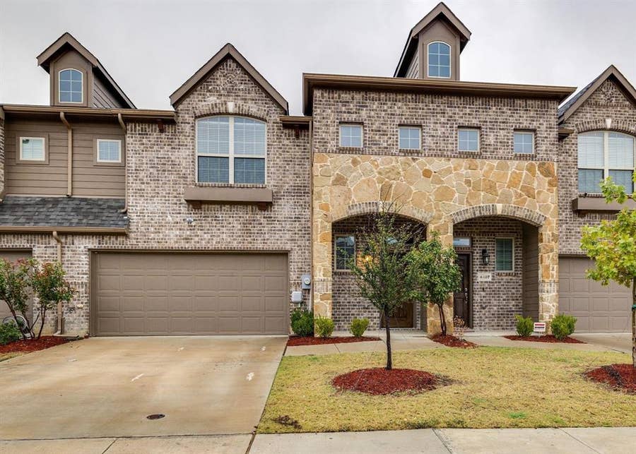 Property photo for 4411 Samarth Street, Irving, TX