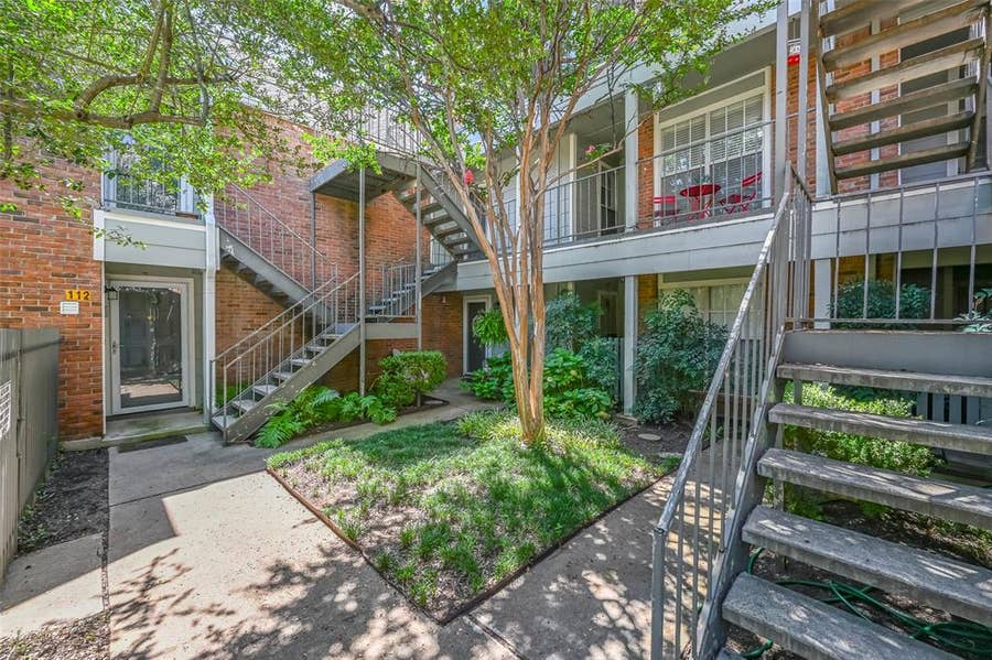 Property photo for 3210 S Fielder Road, #211, Arlington, TX