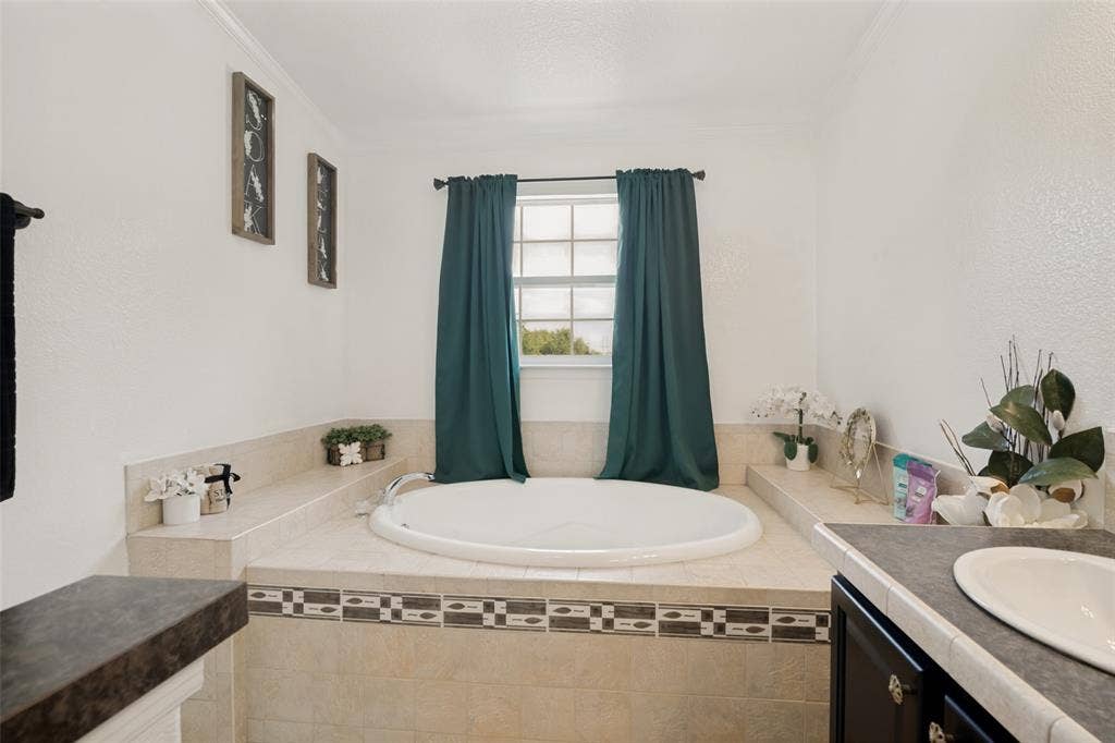 6036 Quail Court, Terrell, TX 75160 6036 Quail Court, Terrell, TX 75160