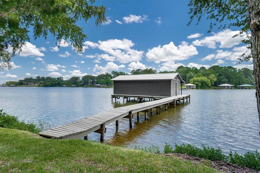 23258 Edgewater Drive, Frankston, TX 75763 23258 Edgewater Drive, Frankston, TX 75763