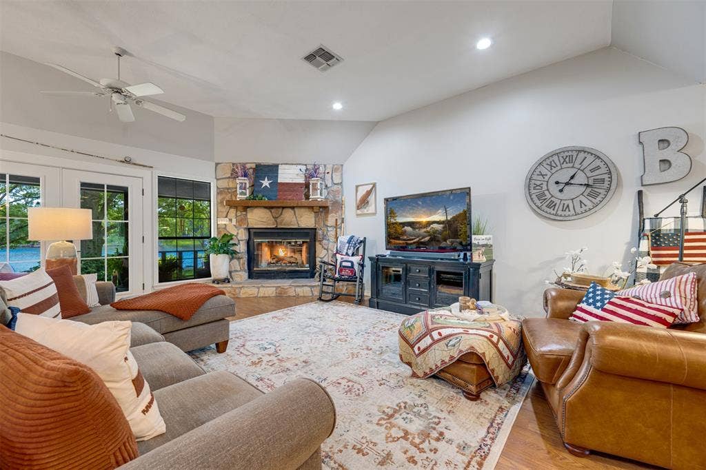 23258 Edgewater Drive, Frankston, TX 75763 23258 Edgewater Drive, Frankston, TX 75763