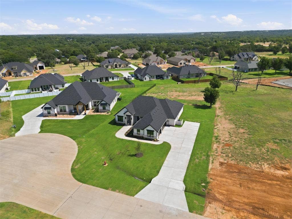 104 Hazlewood Court, Granbury, TX 76049 104 Hazlewood Court, Granbury, TX 76049