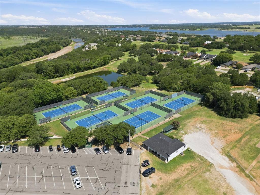 104 Hazlewood Court, Granbury, TX 76049 104 Hazlewood Court, Granbury, TX 76049