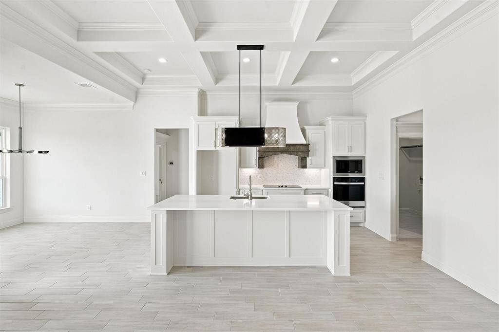 104 Hazlewood Court, Granbury, TX 76049 104 Hazlewood Court, Granbury, TX 76049