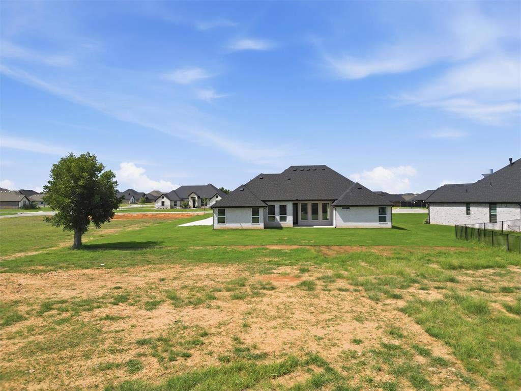 104 Hazlewood Court, Granbury, TX 76049 104 Hazlewood Court, Granbury, TX 76049