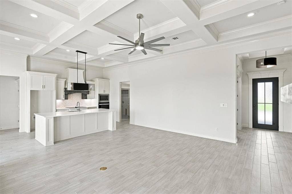 104 Hazlewood Court, Granbury, TX 76049 104 Hazlewood Court, Granbury, TX 76049