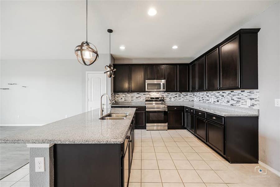 Property photo for 3428 Wavecrest Lane, Denton, TX
