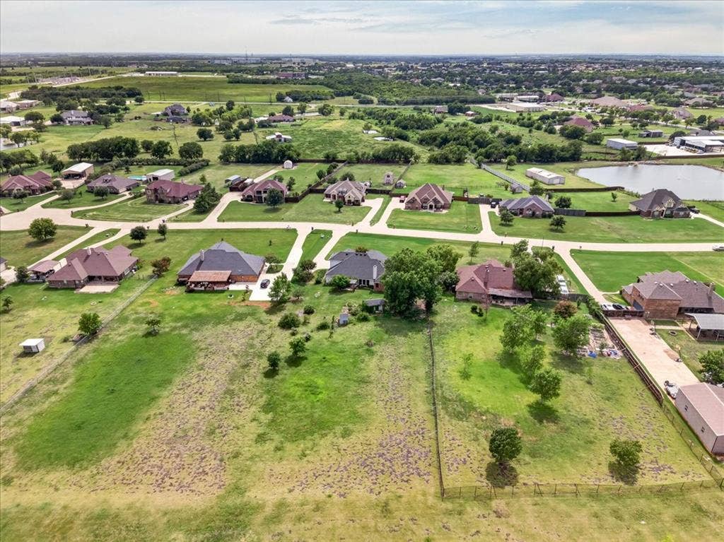 10165 Bantry Lane, Forney, TX 75126 10165 Bantry Lane, Forney, TX 75126