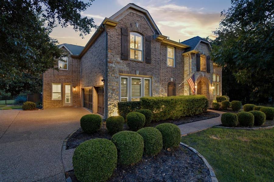 Property photo for 2104 Beachview Drive, Flower Mound, TX