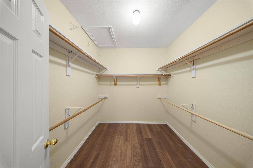 2808 Barksdale Drive, Plano, TX 75025 2808 Barksdale Drive, Plano, TX 75025