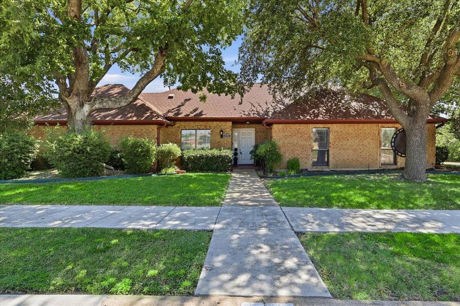 Property photo for 2401 Maverick Drive, Plano, TX