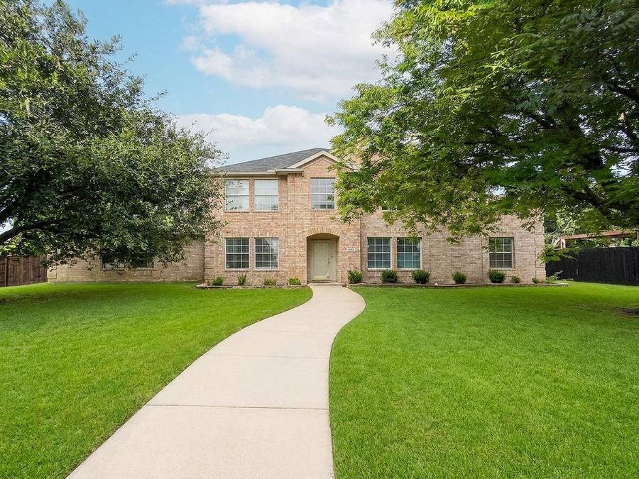 Property photo for 754 Cedarwood Drive, Cedar Hill, TX