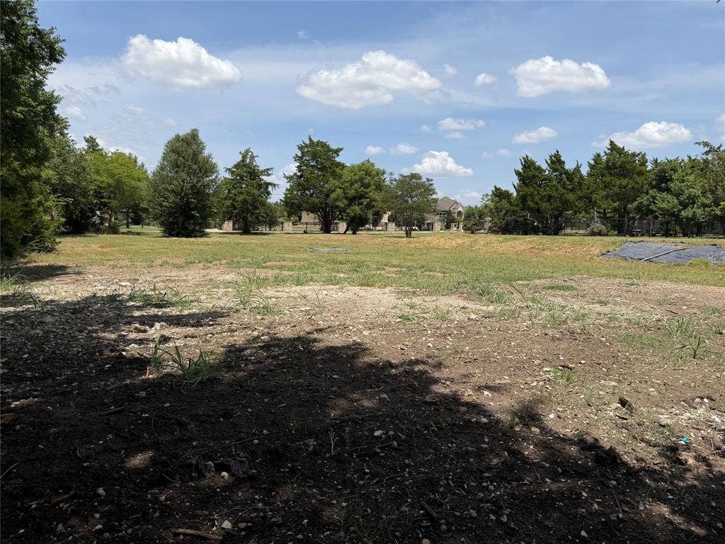 12 Winston Drive, DeSoto, TX 75115 12 Winston Drive, DeSoto, TX 75115