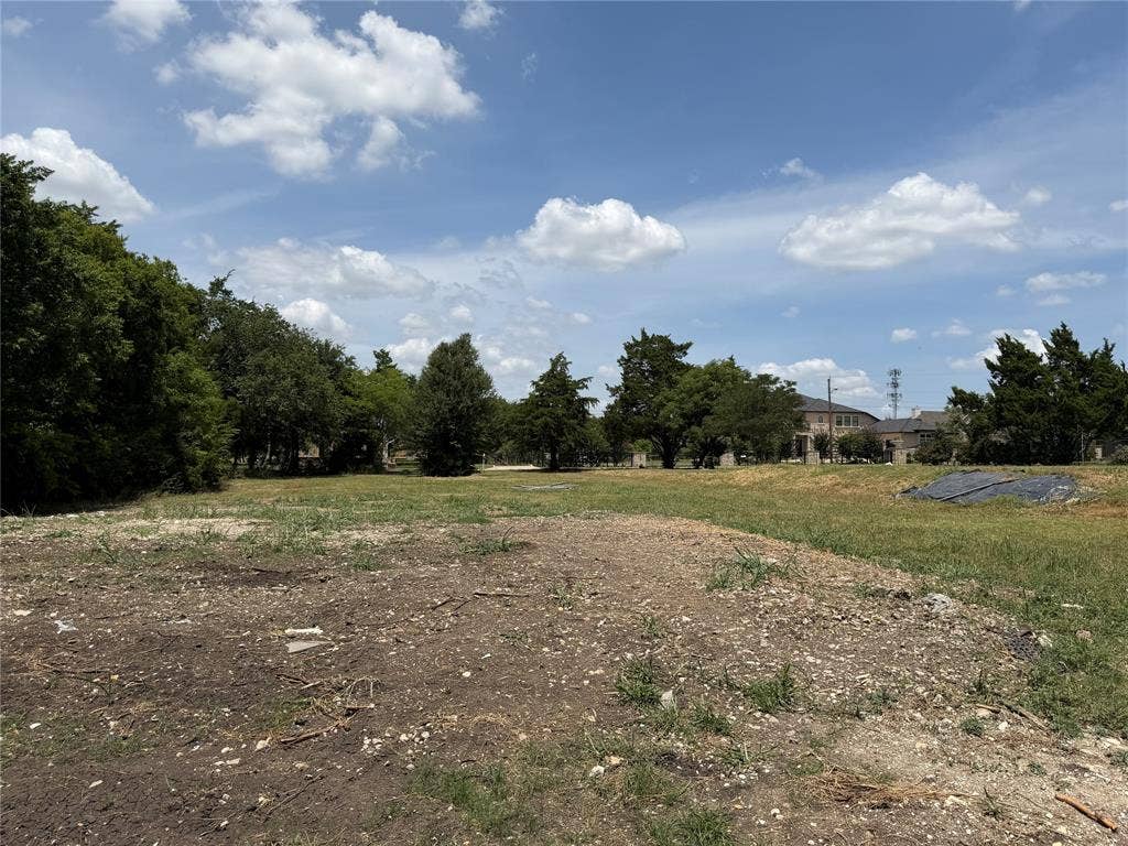 12 Winston Drive, DeSoto, TX 75115 12 Winston Drive, DeSoto, TX 75115
