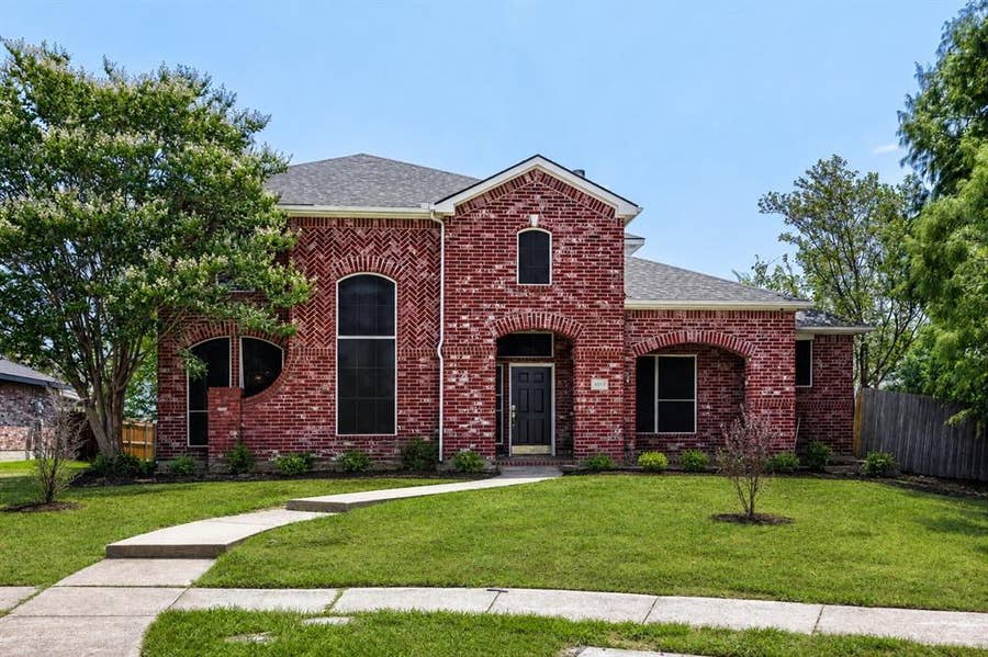 Property photo for 1013 Hampstead Drive, Mesquite, TX