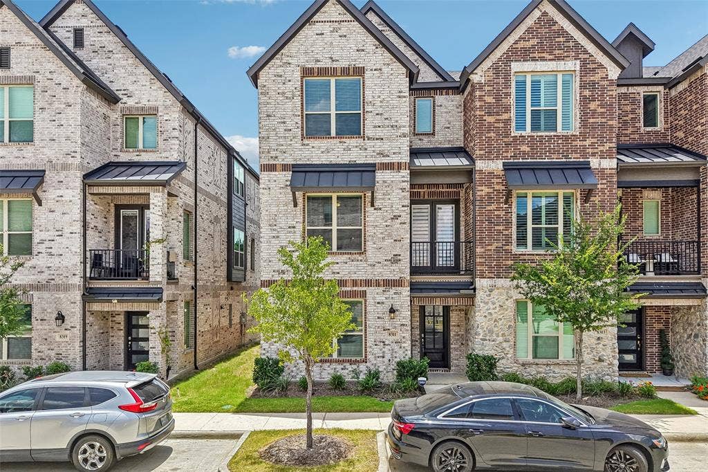 8311 Challenger Lane, Frisco, TX 75034 8311 Challenger Lane, Frisco, TX 75034