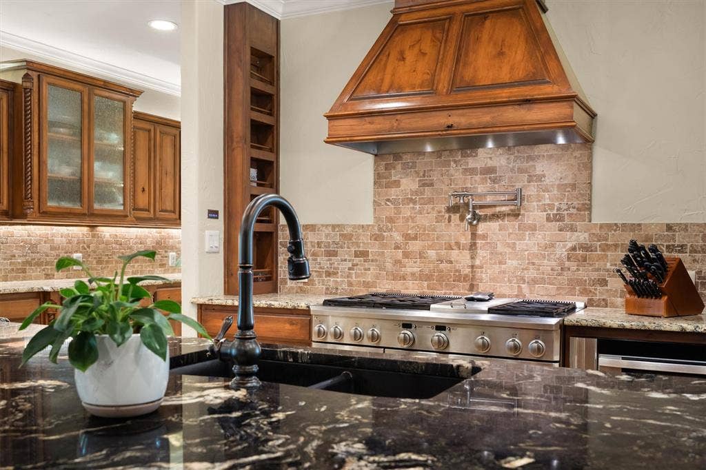 1011 Thornridge Court, Argyle, TX 76226 1011 Thornridge Court, Argyle, TX 76226