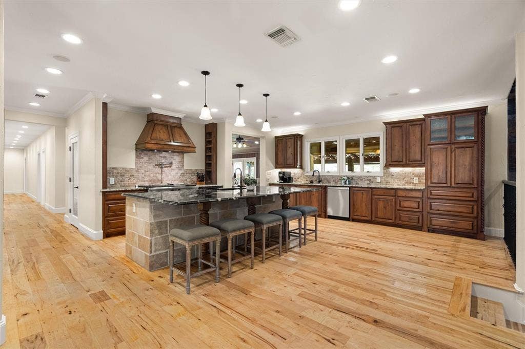 1011 Thornridge Court, Argyle, TX 76226 1011 Thornridge Court, Argyle, TX 76226