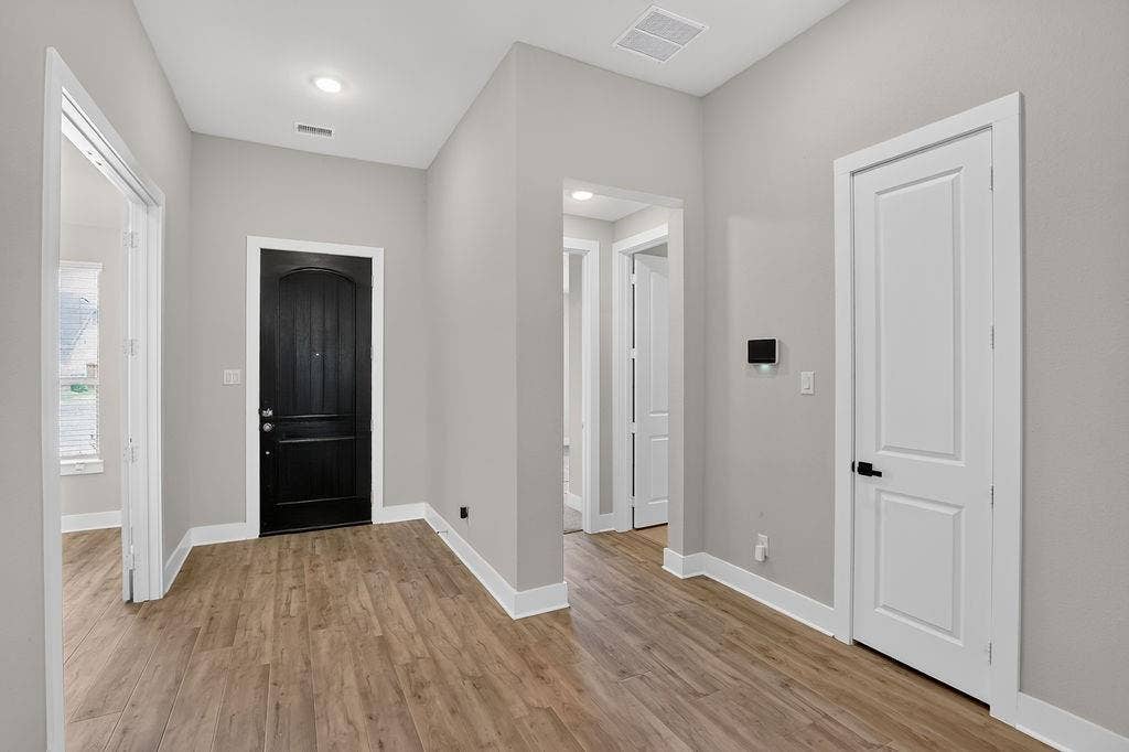 2405 Hitchford Street, Midlothian, TX 76065