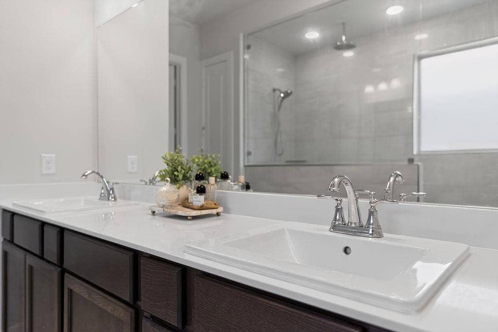 2405 Hitchford Street, Midlothian, TX 76065