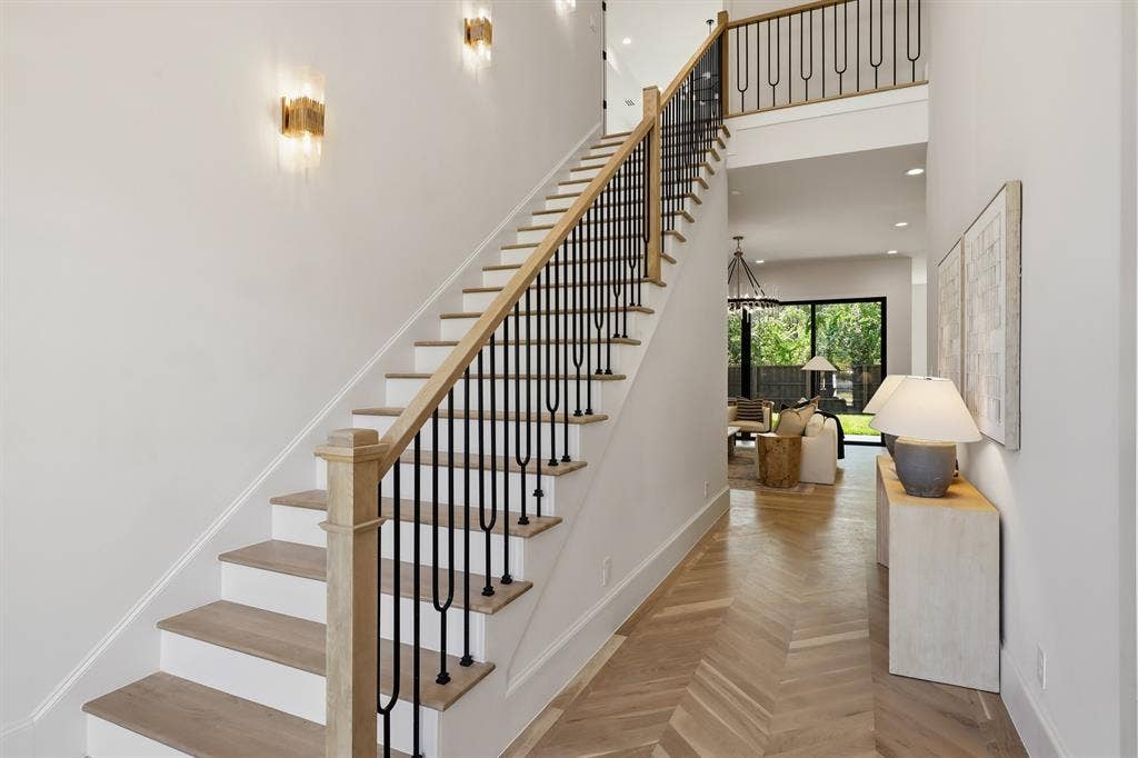 6984 Bob O Link Drive, Dallas, TX 75214 6984 Bob O Link Drive, Dallas, TX 75214
