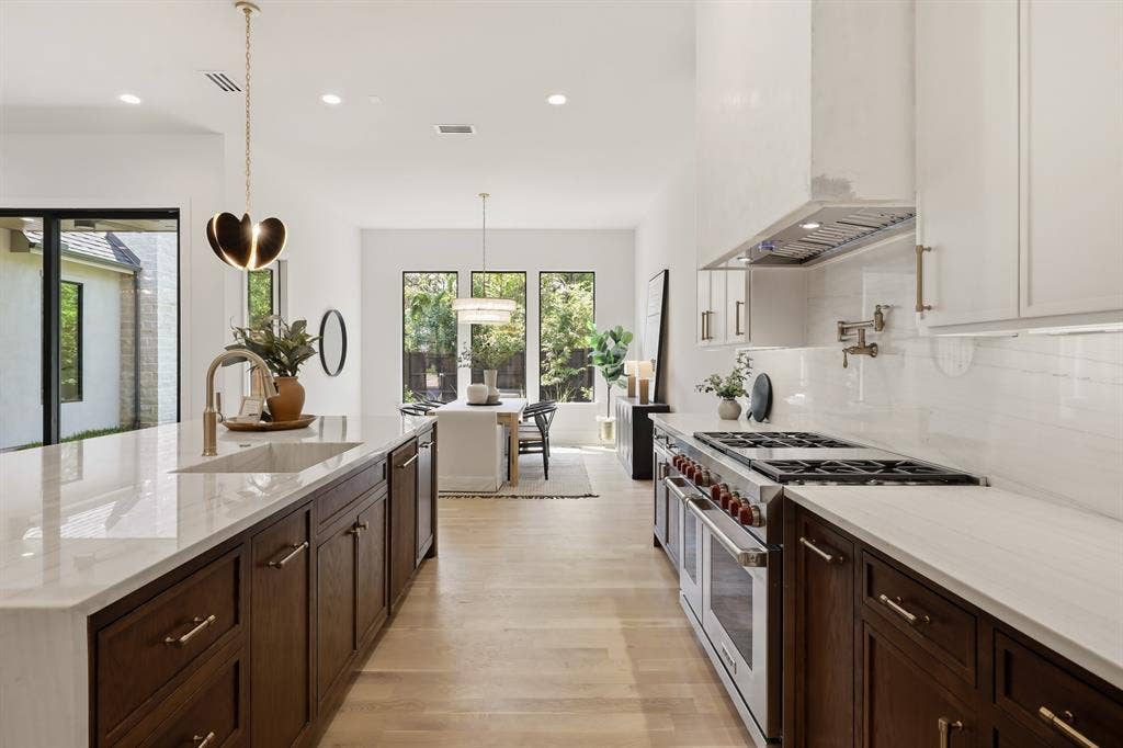 6984 Bob O Link Drive, Dallas, TX 75214 6984 Bob O Link Drive, Dallas, TX 75214