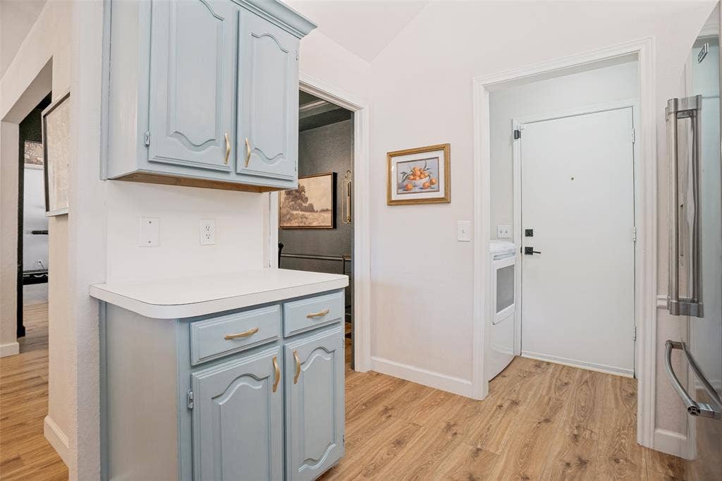 8201 Christie Drive, Frisco, TX 75033 8201 Christie Drive, Frisco, TX 75033