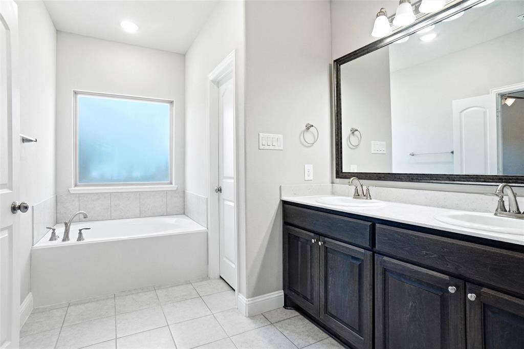 686 Navasota Drive, Crandall, TX 75114 686 Navasota Drive, Crandall, TX 75114