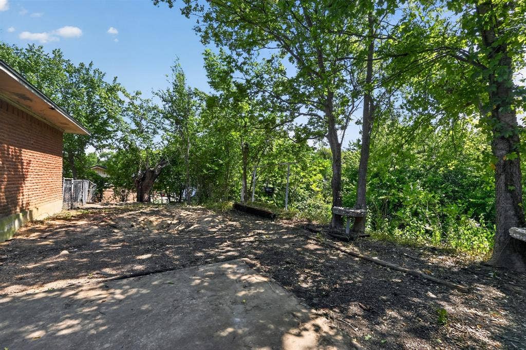 926 SE 5th Street, Grand Prairie, TX 75051 926 SE 5th Street, Grand Prairie, TX 75051