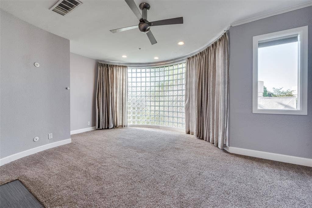 4040 Avondale Avenue, #402, Dallas, TX 75219 4040 Avondale Avenue, #402, Dallas, TX 75219