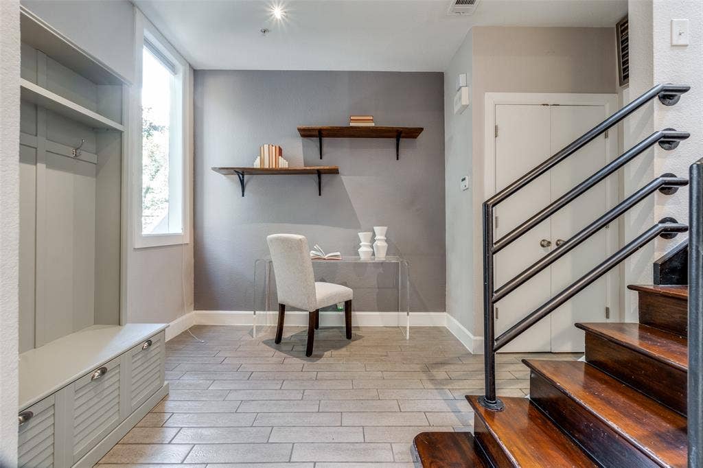 4040 Avondale Avenue, #402, Dallas, TX 75219 4040 Avondale Avenue, #402, Dallas, TX 75219