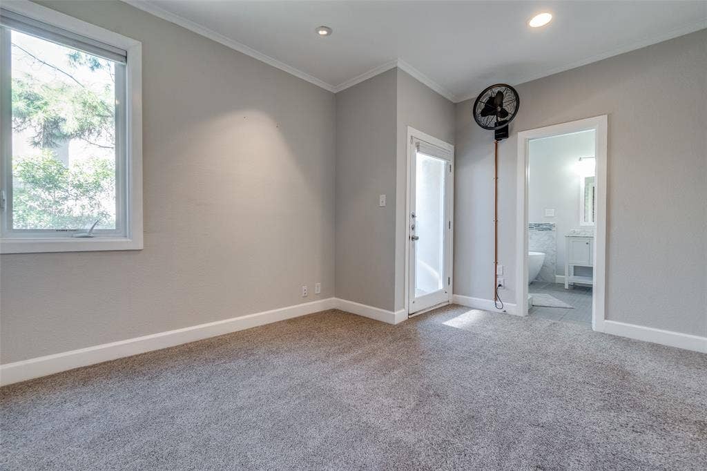 4040 Avondale Avenue, #402, Dallas, TX 75219 4040 Avondale Avenue, #402, Dallas, TX 75219