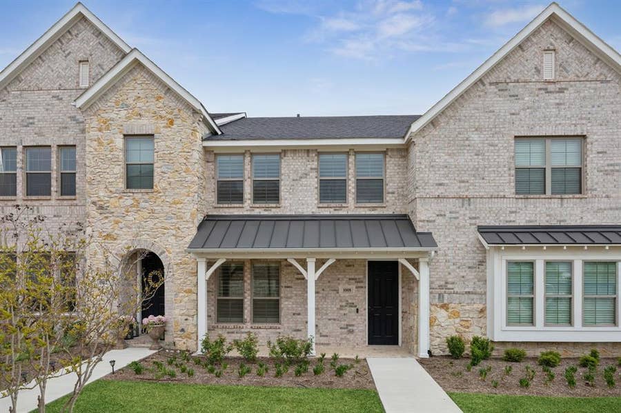 Property photo for 1008 Homestead Way, Argyle, TX