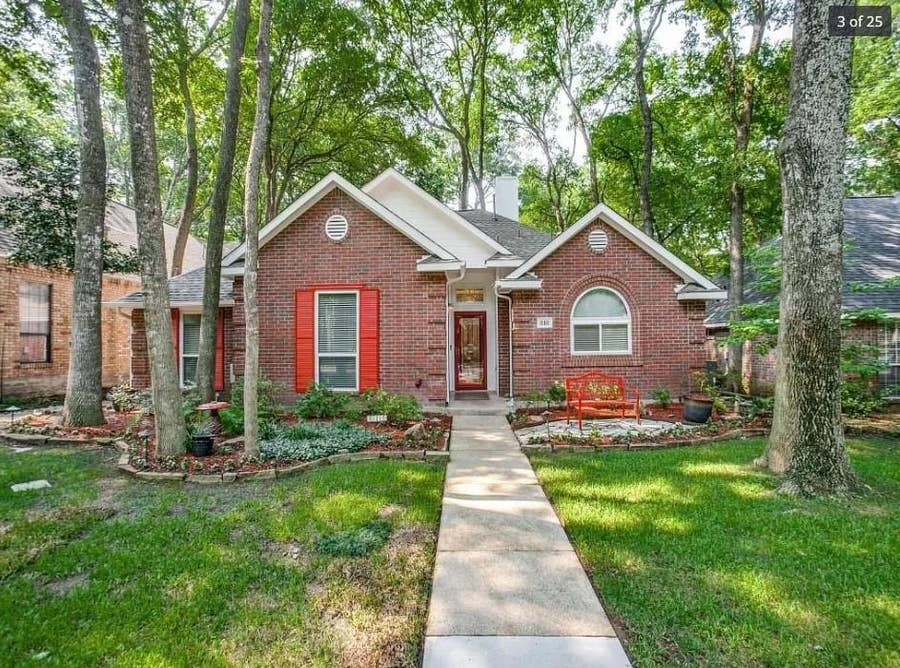 Property photo for 818 Torrey Pines Lane, Garland, TX