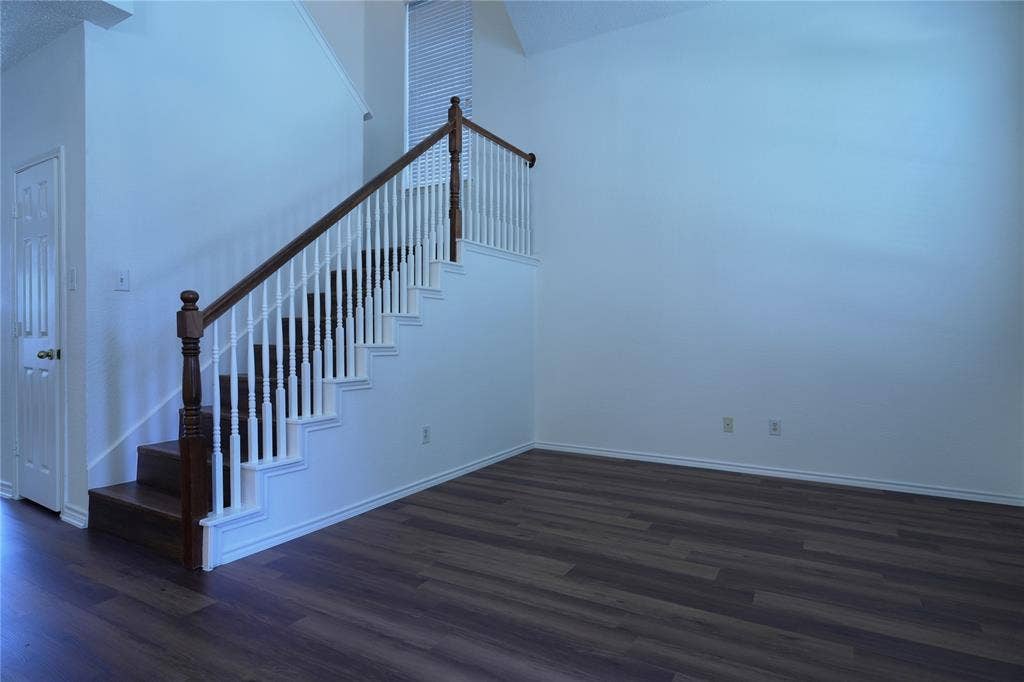 2032 Fox Glen Drive, Allen, TX 75013 2032 Fox Glen Drive, Allen, TX 75013