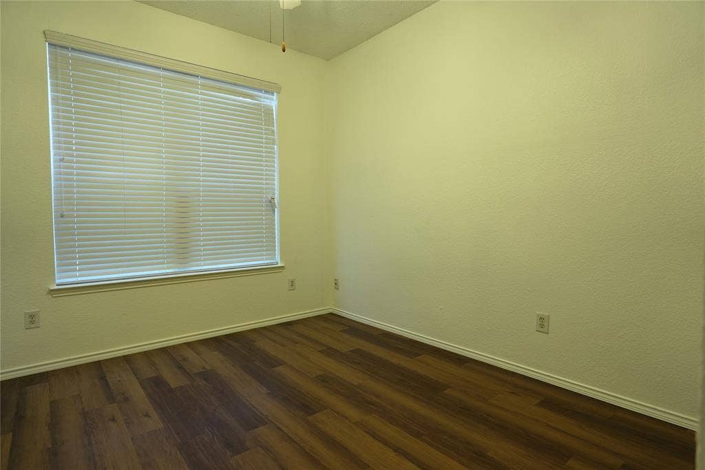 2032 Fox Glen Drive, Allen, TX 75013 2032 Fox Glen Drive, Allen, TX 75013