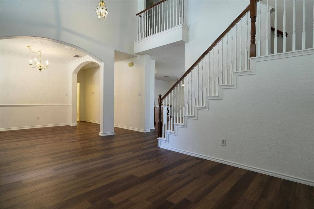 2032 Fox Glen Drive, Allen, TX 75013 2032 Fox Glen Drive, Allen, TX 75013