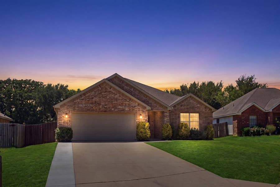 Property photo for 780 Countryside Drive, Aubrey, TX