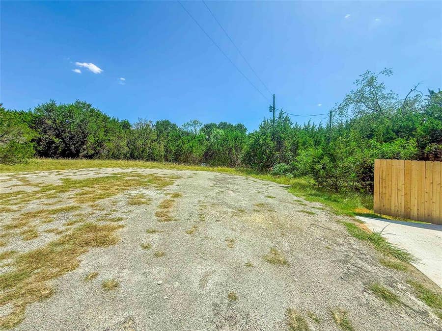 Property photo for 5712 Vanessa Court, Granbury, TX