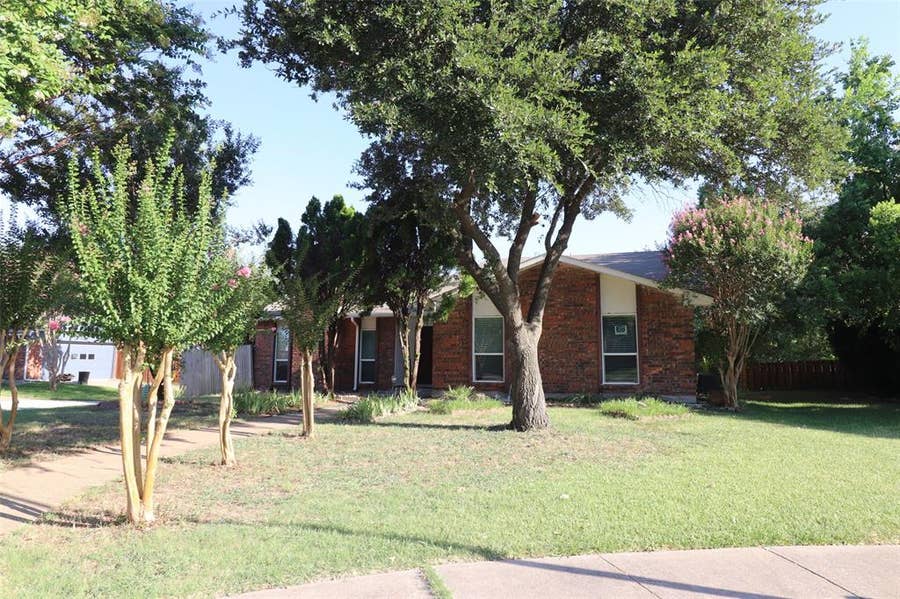 Property photo for 1504 Fair Oaks Drive, Richardson, TX
