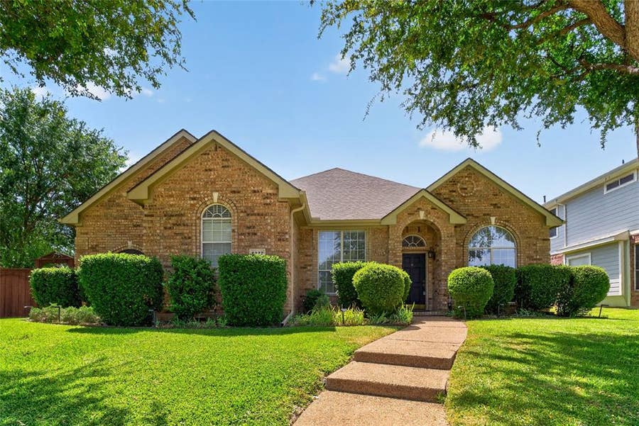Property photo for 6777 Gatewick Drive, Frisco, TX