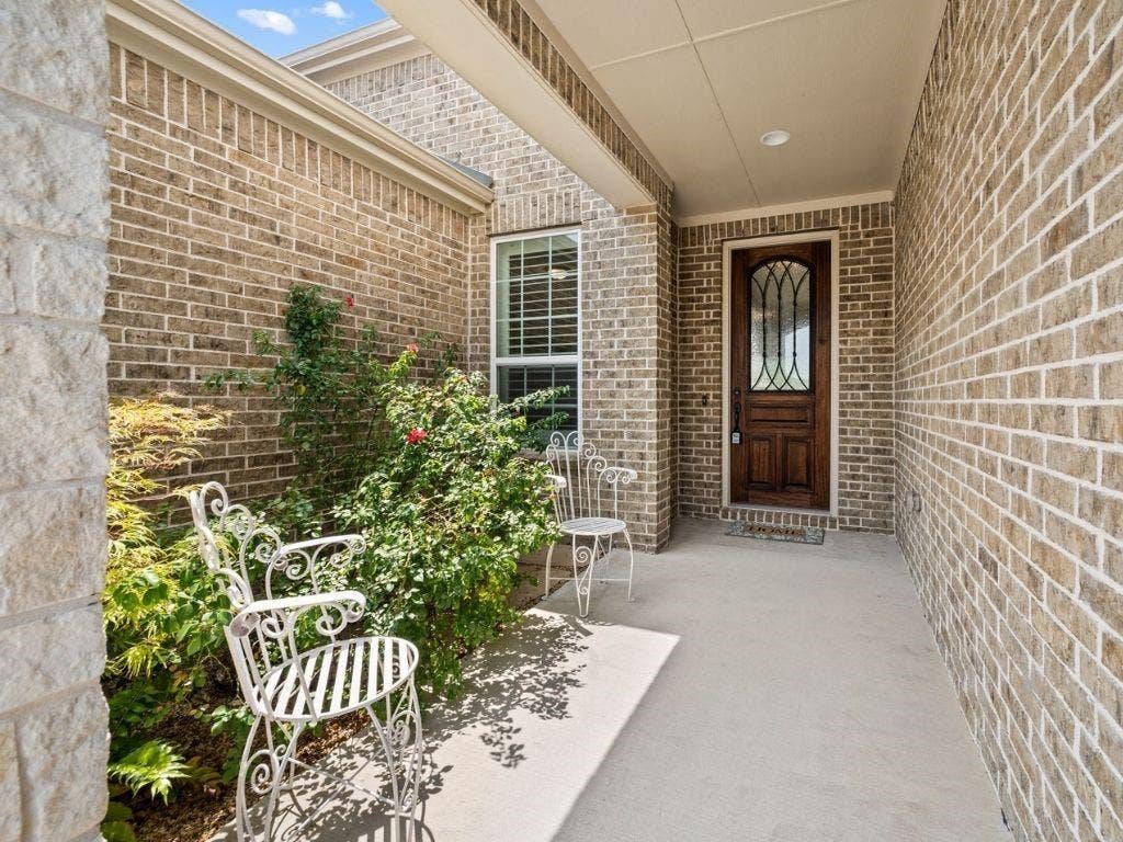 Courtyard at front entry