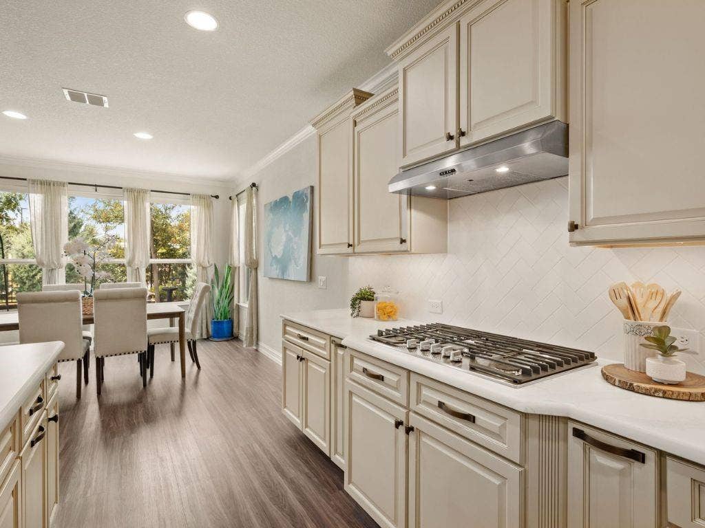 Built-in cookytop and quartz countertops