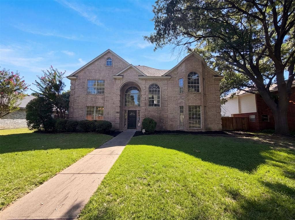 905 Ridgemont Drive, Allen, TX 75002 905 Ridgemont Drive, Allen, TX 75002
