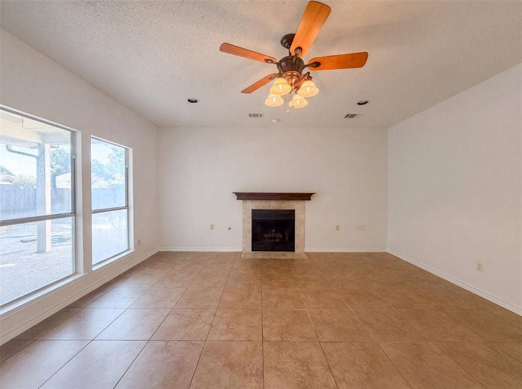 905 Ridgemont Drive, Allen, TX 75002 905 Ridgemont Drive, Allen, TX 75002