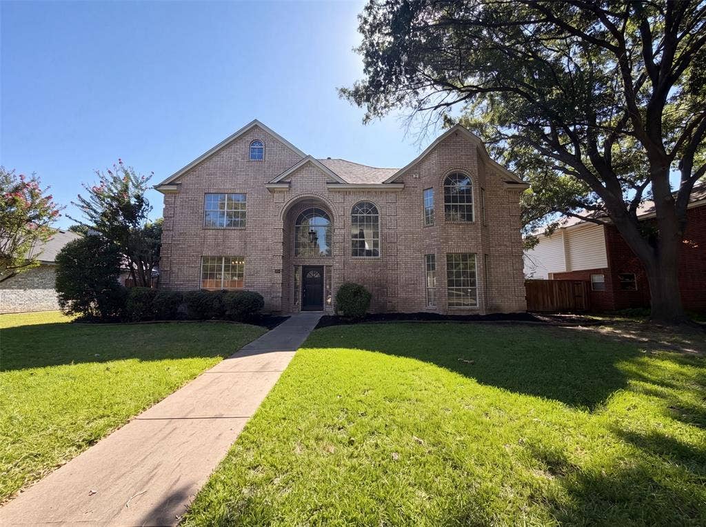 905 Ridgemont Drive, Allen, TX 75002 905 Ridgemont Drive, Allen, TX 75002