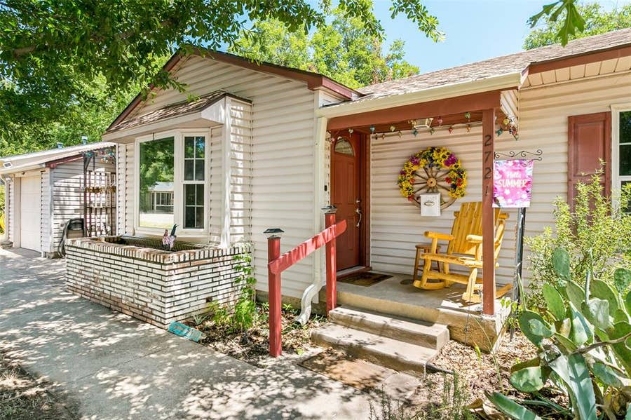 Property photo for 2721 Halbert Street, Fort Worth, TX
